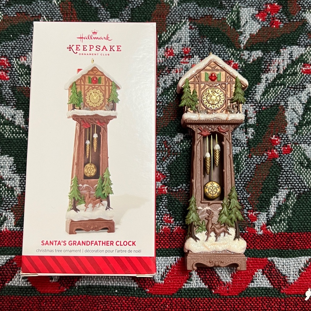 Hallmark Santa’s Grandfather Clock 2014 Member Exclusive - Picture 2 of 12